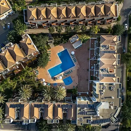 Vita Portucale ! Pool & Tennis With Balcony Apartment